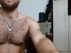Amateur Adult Webcams of dominantthewolf
