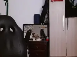 Amateur Free Live Porn of dominantthewolf