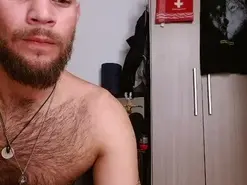 Amateur Nude Webcam of dominantthewolf