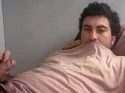 Amateur Watch Live Sex Cams of alvaromaranon20
