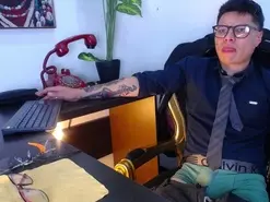 Amateur Free Porn Cam of AquilesTaylor