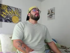 Amateur Sex Chat of jeyco_santino