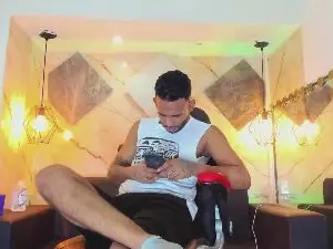 Cam4 Adult Webcams of dominic_max1