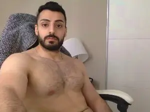 Cam4 Live Sex of cemilyoztt