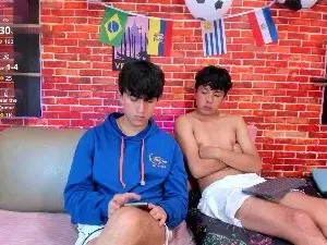 Cam4 Free Porn Cam of Hoot_boyss_