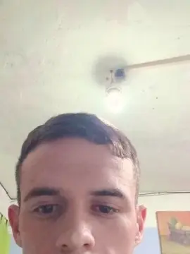 Cam4 Sex Chat of Leoo2277