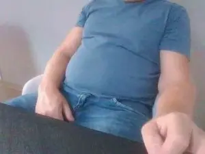 Cam4 Private Sex Chat of malusdomesticus