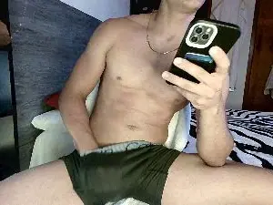 Cam4 Adult Video Chat of FitBoy_Cris