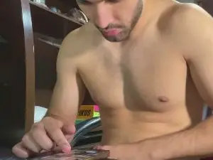Cam4 Live Porn of Drgym18