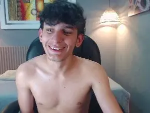 Cam4 Watch Live Sex Cams of billy_wildd