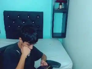 Cam4 Nude Webcam of jl_brayan1