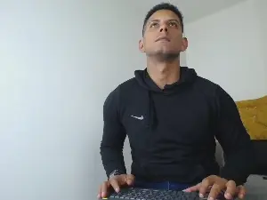 Cam4 Private Sex Chat of Chris_Dick99