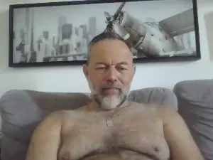 Cam4 Free Live Porn of bear70s