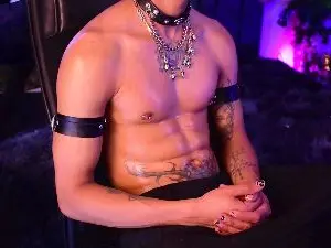 Cam4 Free Live Porn of DemonKushx