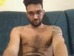 Cam4 Free Live Porn of Marcosmaia2