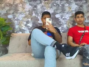 Cam4 Private Sex Chat of Julian_and_Axel