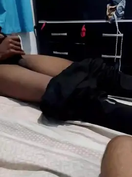 Cam4 Live Sex of miriam193