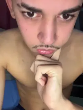 Cam4 Sex Cam of Ravel55