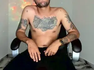 Cam4 Adult Video Chat of Mikee_scooth
