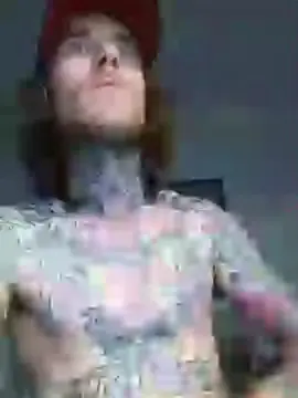 Cam4 Sex Chat of tayboy91
