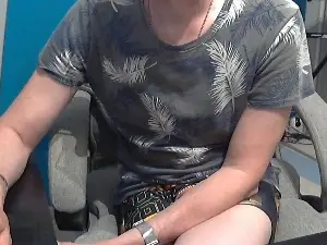 Cam4 Live Sex Cam of chbiomale