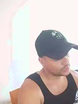 Cam4 Live Porn of thepapi247