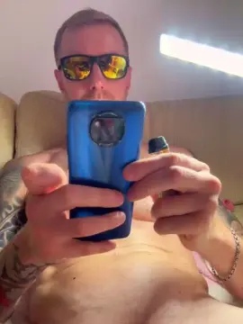 Cam4 Watch Live Sex Cams of emanuilxxx2