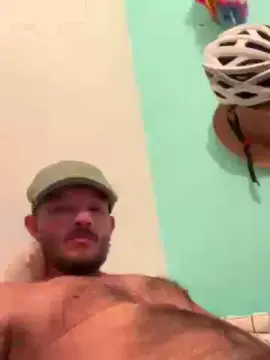 Cam4 Watch Live Sex Cams of Onaturista394