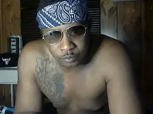 Cam4 Nude Webcam of DeeLong