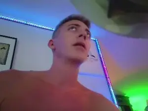Cam4 Live Sex Cam of HuGo4K