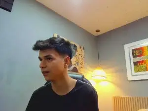 Cam4 Watch Live Sex Cams of maxim_rod