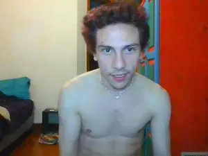 Cam4 Live Sex of Miloverboy
