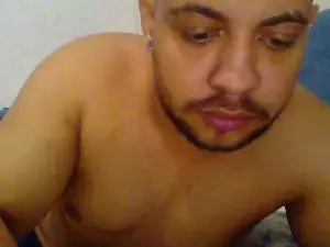 Cam4 Best live sex cam show of ViniciusDot