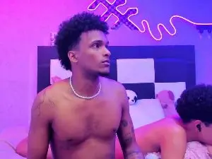 Cam4 Sex Cam of x_Guys_Lucky