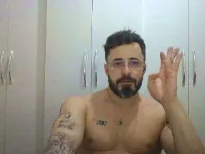 Cam4 Private Sex Chat of Alers87
