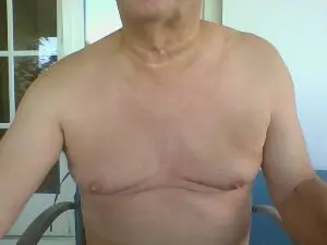 Cam4 Free Live Porn of aragon5752