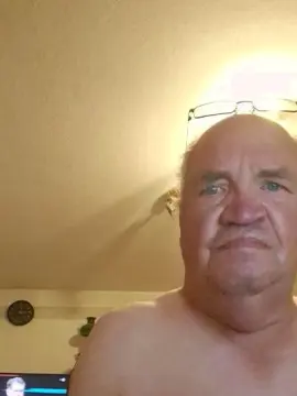 Cam4 Private Sex Chat of willi3600