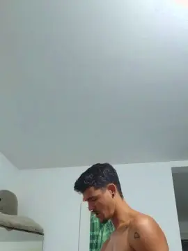 Cam4 Sex Cam of Levi_Henrique