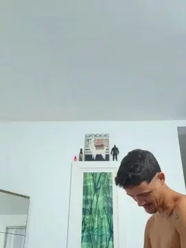 Cam4 Private Sex Chat of Levi_Henrique