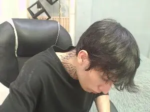 Cam4 Live Porn of Iantwink18