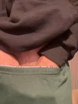Cam4 Free Live Porn of Reedtwink