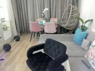 Camsoda Free Porn Cam of johnnykeyton8