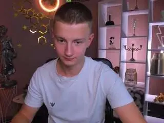 Camsoda Free Porn Cam of noah-nero