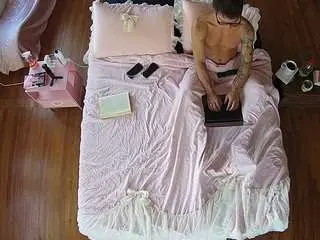 Camsoda Adult Webcams of voyeurcam-celticiron-01