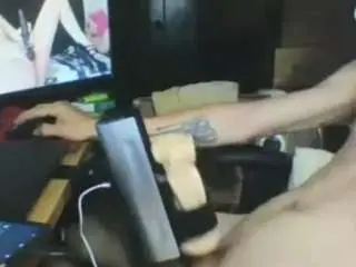 Camsoda Live Sex Cam of r3v01ut10n