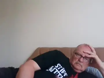 Chaturbate Live Sex Cam of old_fkrr_