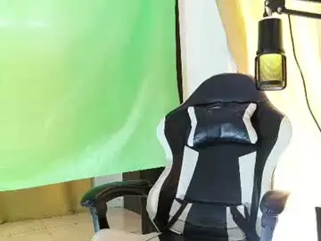 Chaturbate Live Sex of aronmiller404