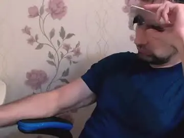 Chaturbate Live Sex Cam of gianni_lion