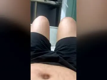 Chaturbate Live Sex Cam of jiqoloemrex
