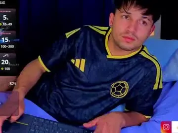 Chaturbate Live Sex Cam of issac_james